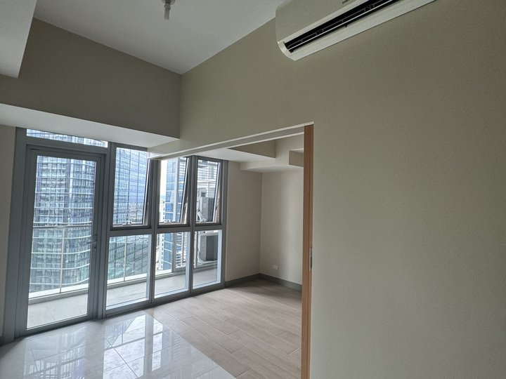 1 Bedroom Rent to Own Condo For Sale in Uptown Parksuites 2 BGC