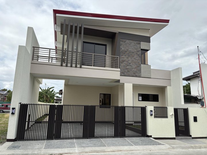 4-Bedrooms Single Detached  House for Sale in Imus Cavite
