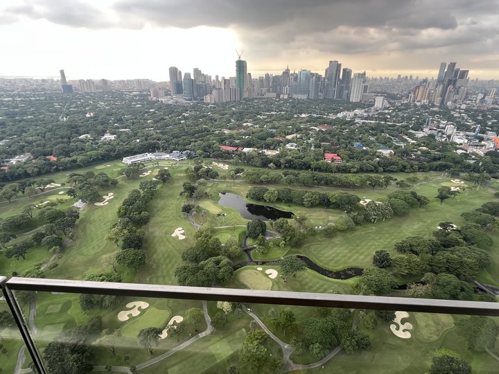 FOR RENT 2 Bedroom Condo in BGC 8 Forbes Town Rd Amazing View of Golf Course and Laguna De Bay