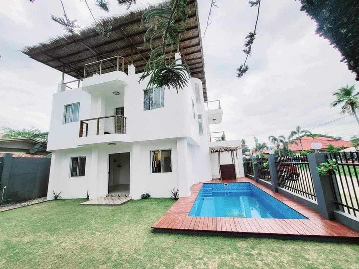 House with pool for Sale in Cebu