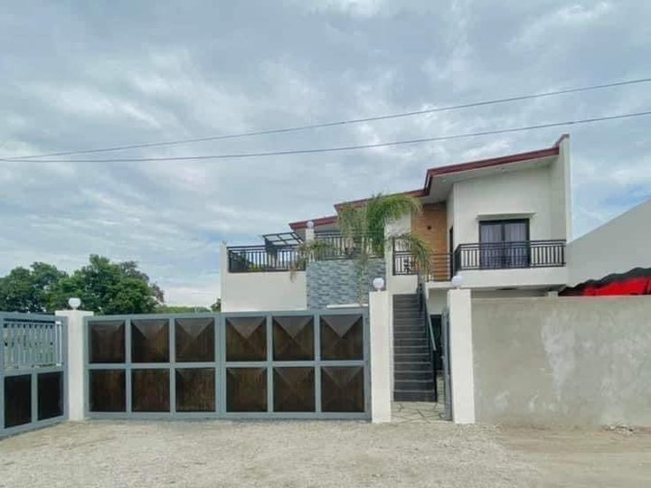 8-bedroom Single Detached House For Sale in San Fernando Pampanga