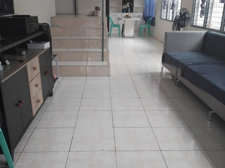 Walking Distance to Silliman House and Lot For Sale