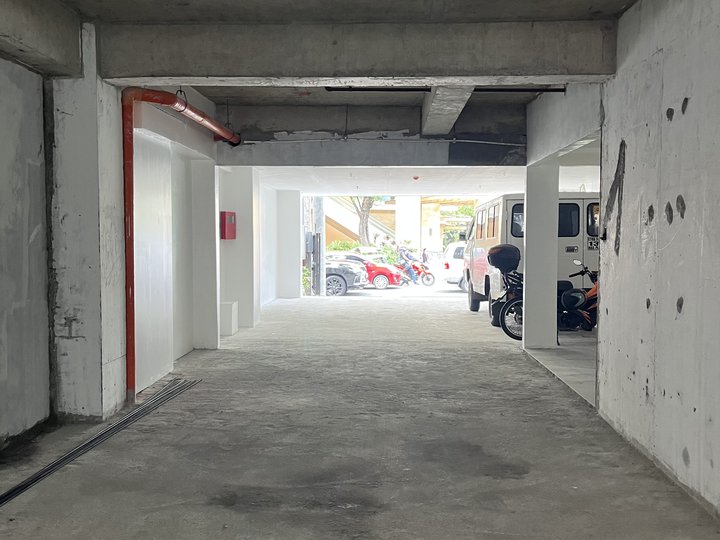 For Rent: Ground Floor Retail Space in Kapitolyo, Pasig City