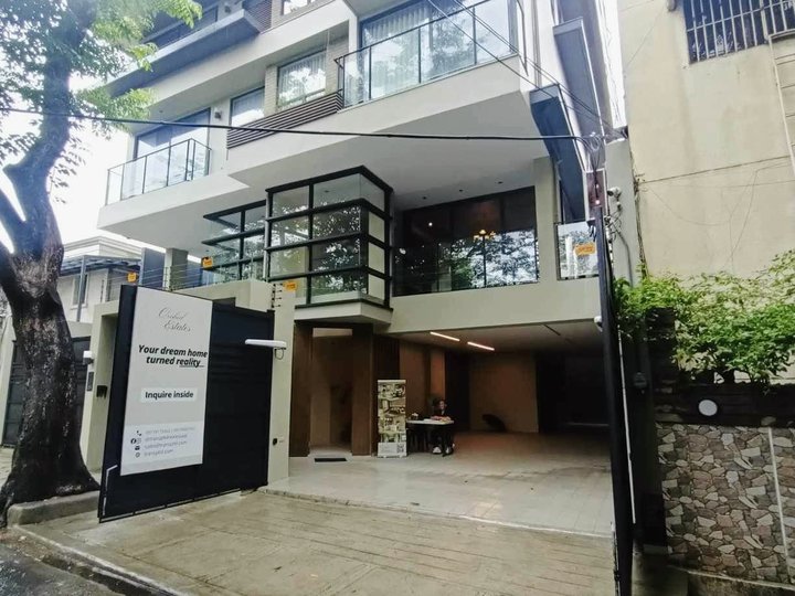 Discounted 4-bedroom Duplex / Twin House For Sale in Quezon City .