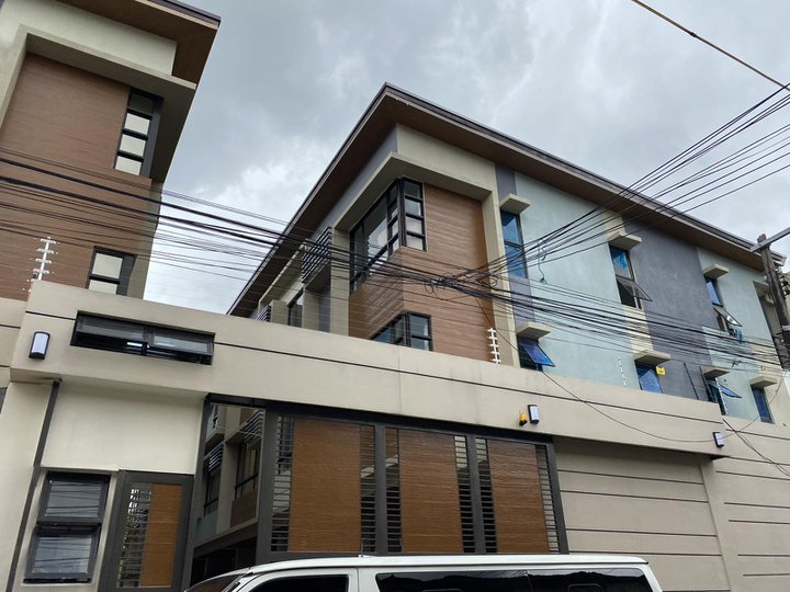 Palanan Makati town House for Sale 3 storey