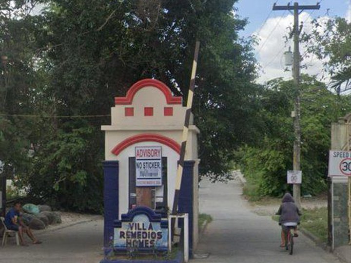 FOR SALE LOT IN ANGELES CITY NEAR MARQUEE MALL