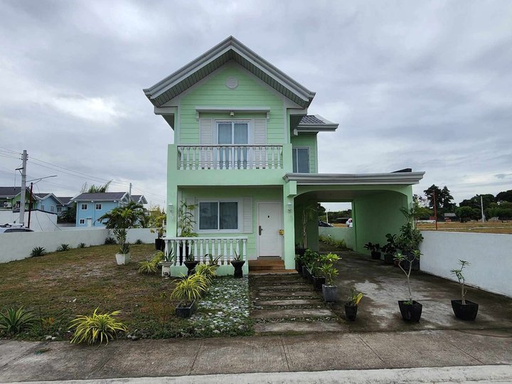 Pre-Owned 4-bedroom Single Detached House Near Clark For Sale