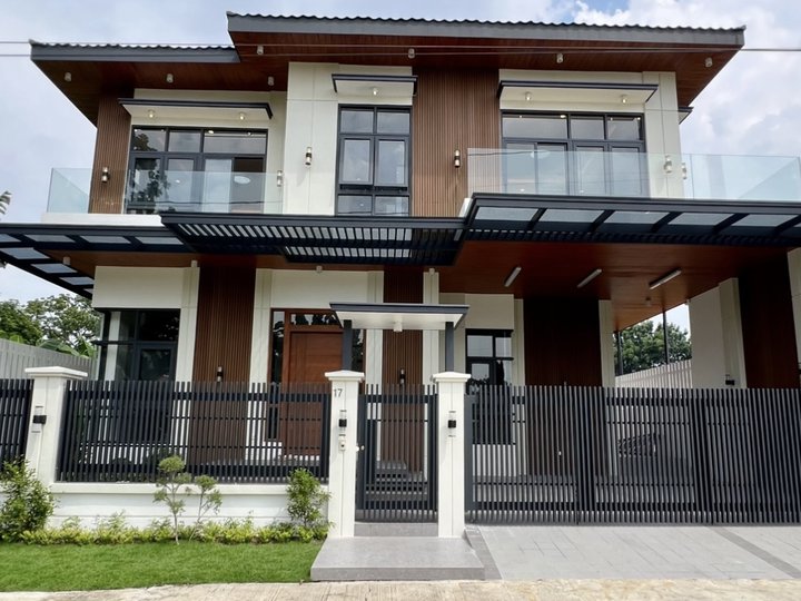 House and Lot For Sale at Casa Milan Subdivision Neopolitan Fairview Commonwealth Avenue Quezon City