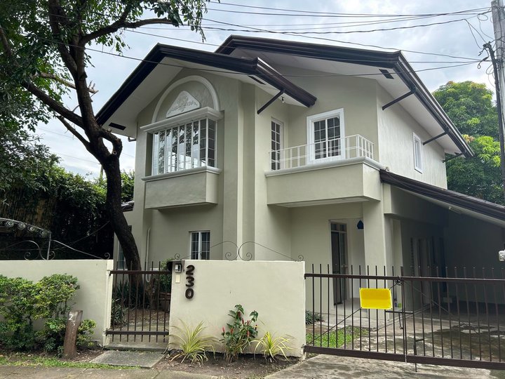 4-Bedrooms House For Sale Ayala Alabang