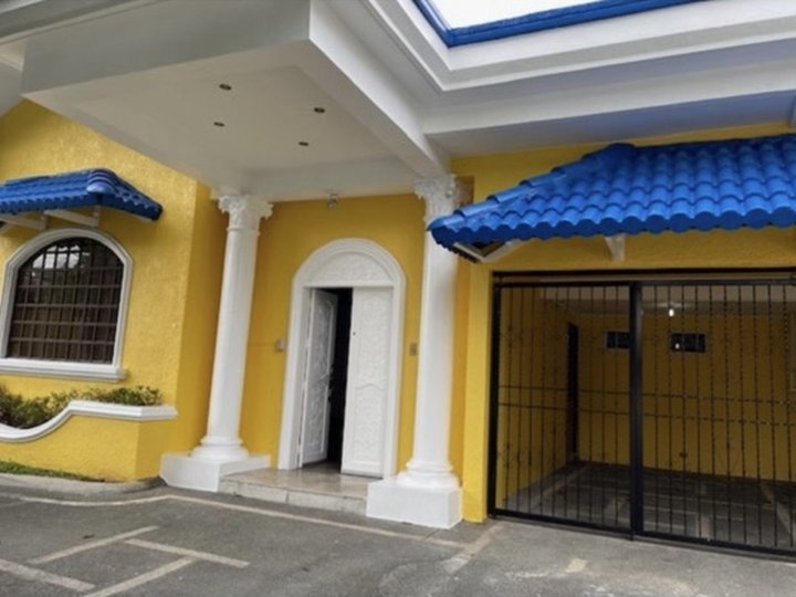 3-Bedrooms Bungalow House For Rent Ayala Alabang