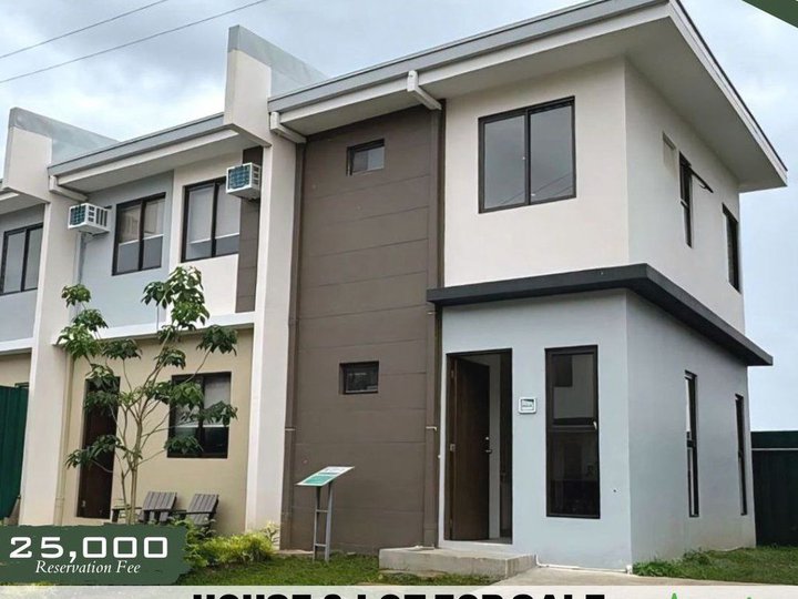 3BEDROOM TOWNHOUSE FOR SALE IN NUVALI STA. ROSA LAGUNA.