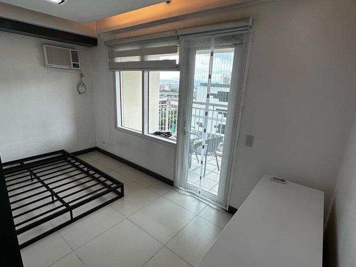 For Sale: 1BR Condo Unit in Two Serendra BGC