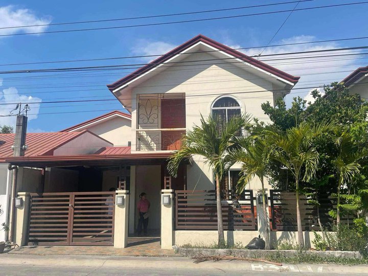 Pre-Owned 3-bedroom Single Detached House For Sale in Bacolor Pampanga