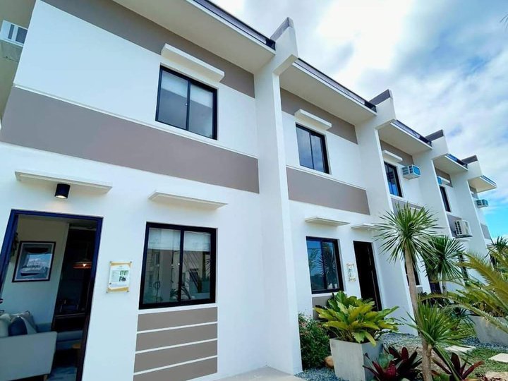 Discounted 2-bedroom Townhouse House and lot Rent-to-own in SJDM City
