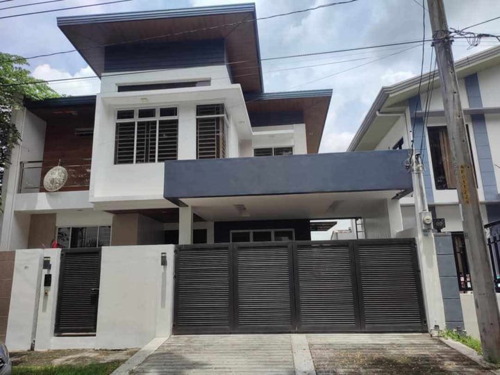 Pre-Owned 4-bedroom Single Detached House For Sale in Angeles Pampanga