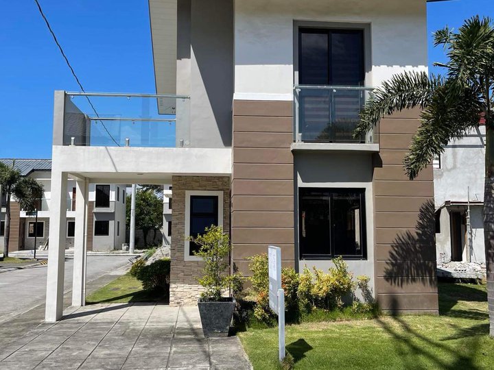 3-bedroom House For Sale in Southwoods, Binan Laguna