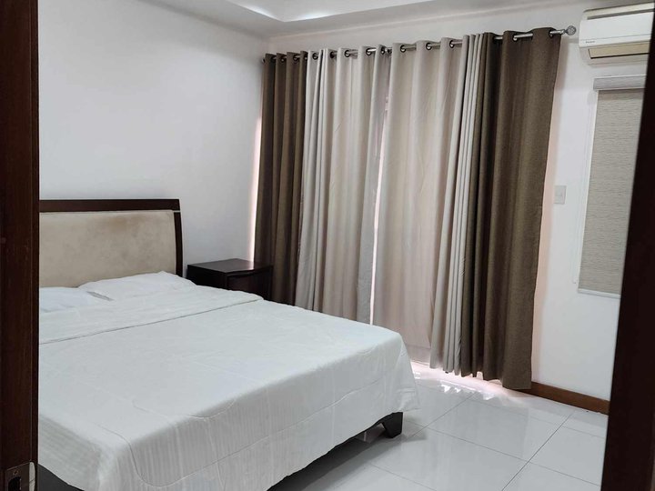 1 Bedroom Condo in ICON Residences For Rent