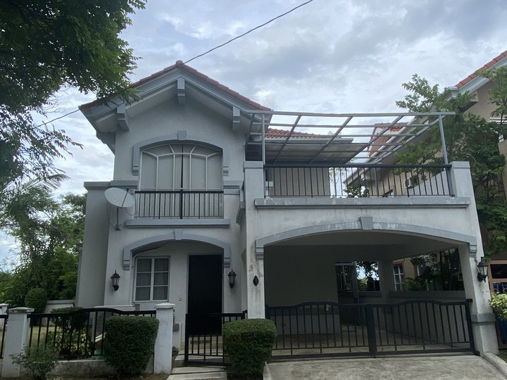 Pre owned Single Detached House and Lot for Sale Arborage at Brentville near Brent School,SLEX,CALAX