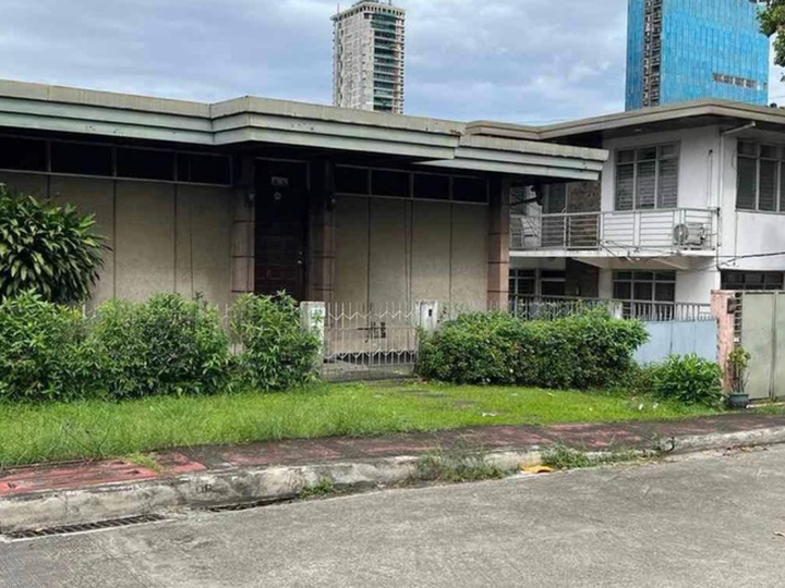 430 sqm Lot Area Residential House and Lot For Resale  in West Triangle Quezon City