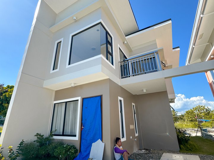 Beach Front House for Sale in Cebu