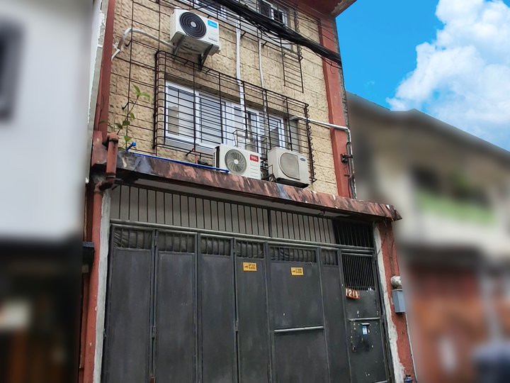 4 BR HOUSE AND LOT NEAR UST FOR SALE IN SAMPALOC MANILA