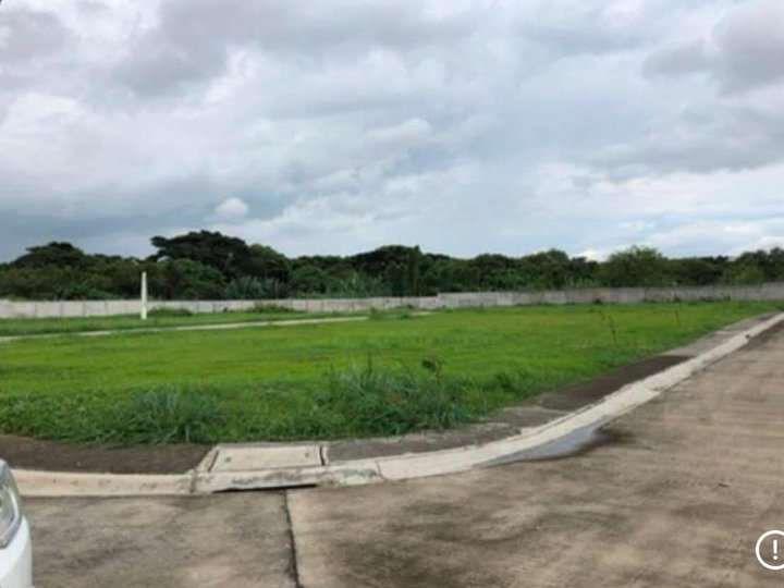 2 Residential Lots For Sale Eton City Laguna