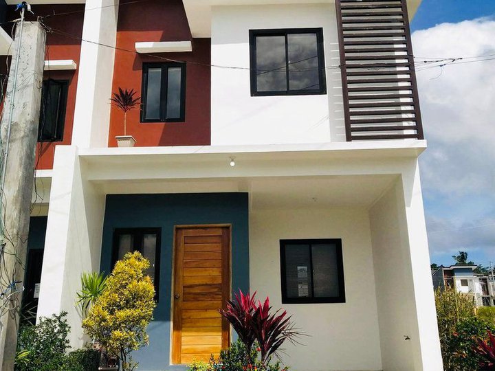 Broadway Homes 3 bedrooms townhouse, Brgy. Muntingpulo LIPA CITY