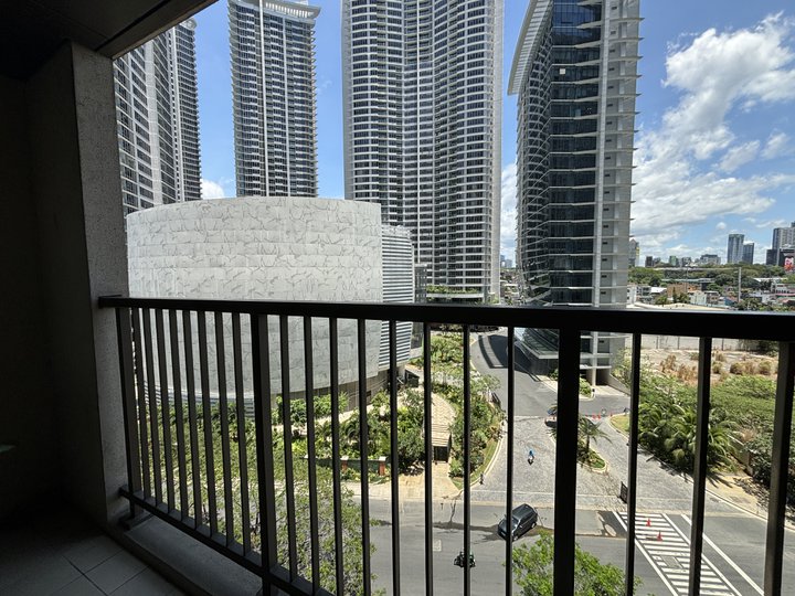 Good Buy! Rockwell 2 Bedroom Joya Lofts and Towers, Proscenium View