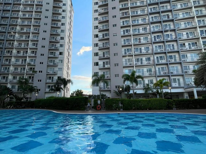 1Bedroom Rent to Own South Residences in Las Pinas