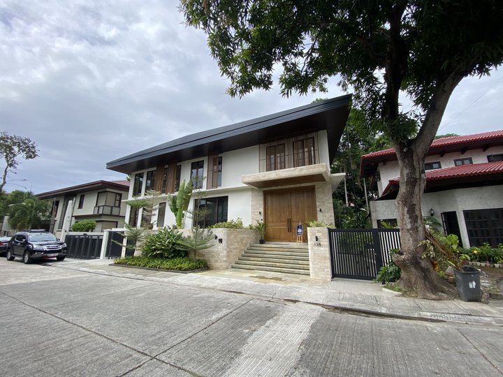 5 Bedroom Luxury House and Lot In Ayala Alabang Village Muntinlupa City