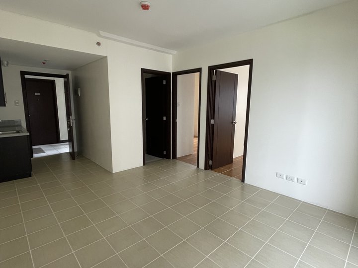 2 BEDROOM RENT TO OWN CONDO IN MANDALUYONG 18K MONTHLY 5% DP MOVE IN NEAR MRT MAKATI ORTIGAS CBD BGC