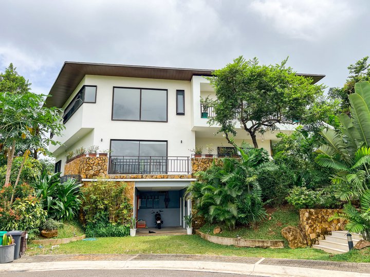 Stunning 3 Bedroom House for Sale in Anvaya Cove Bataan