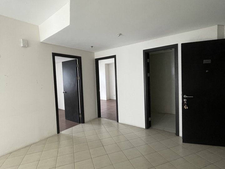 PET FRIENDLY CONDO FOR SALE IN MANDALUYONG 2BEDROOM RENT TO OWN 300K DP TO MOVE IN LOWEST DP