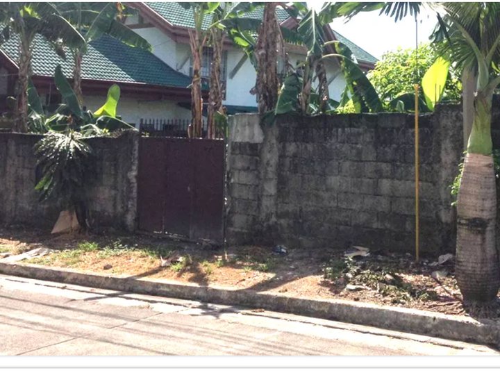 560 sqm Residential Lot For Sale in Quezon City