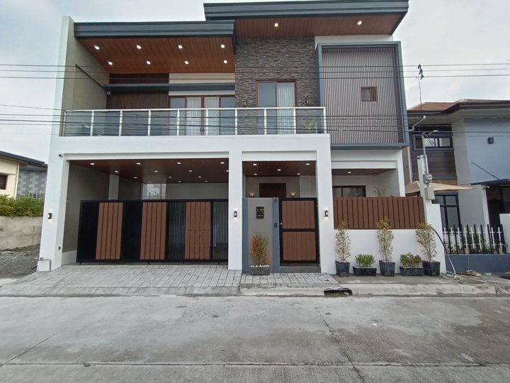 Furnished Smart House with 4-bedroom & pool For Sale in Angeles Pampanga