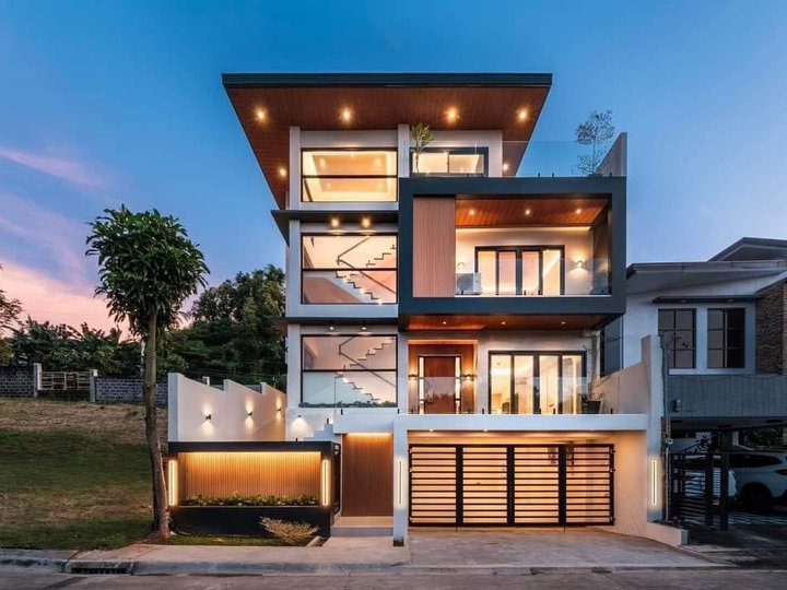 BEAUTIFUL MODERN MULTI-LEVEL CONTEMPORARY HOUSE IN TAYTAY, RIZAL