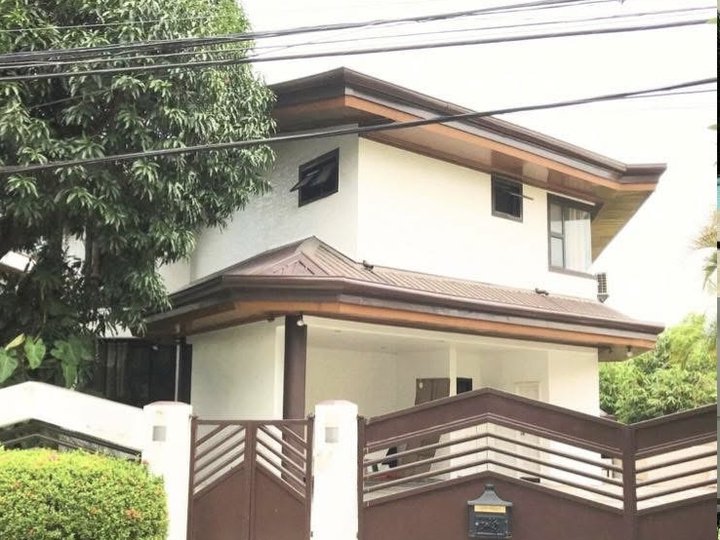 4-Bedrooms 2Storey House For Rent Ayala Alabang