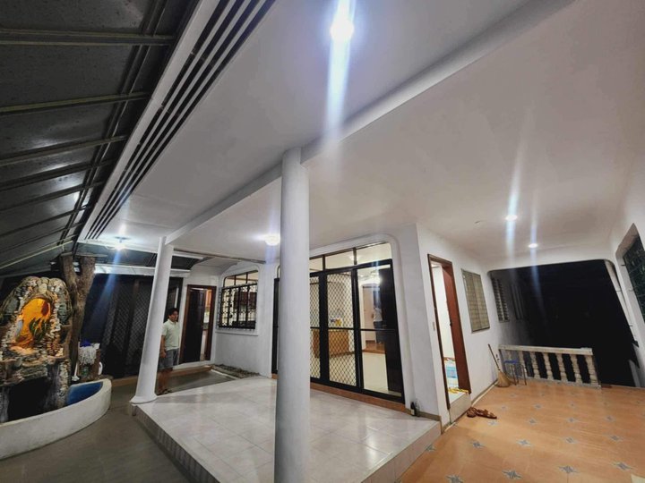 258 sqm 5-BR House & Lot For Sale in White Hills, Banawa, Cebu City