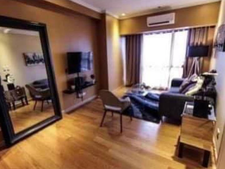 Pre-Owned 55.48 sqm 1-bedroom Residential Condo For Sale in Makati