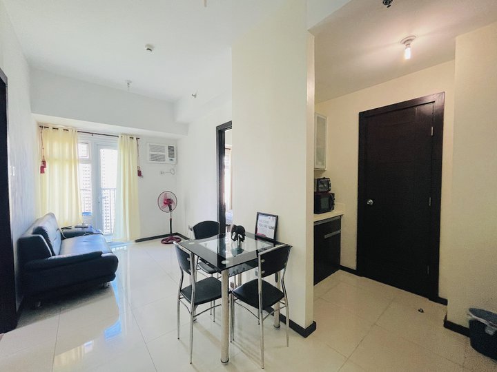 For Lease: 2 Bedroom Condo in Trion Tower, Taguig City