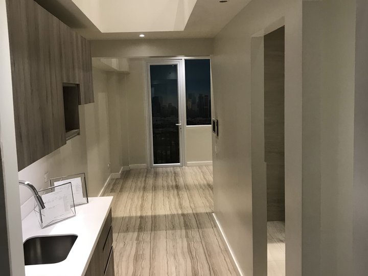 Pre-selling Studio Unit at Maple in Ortigas East