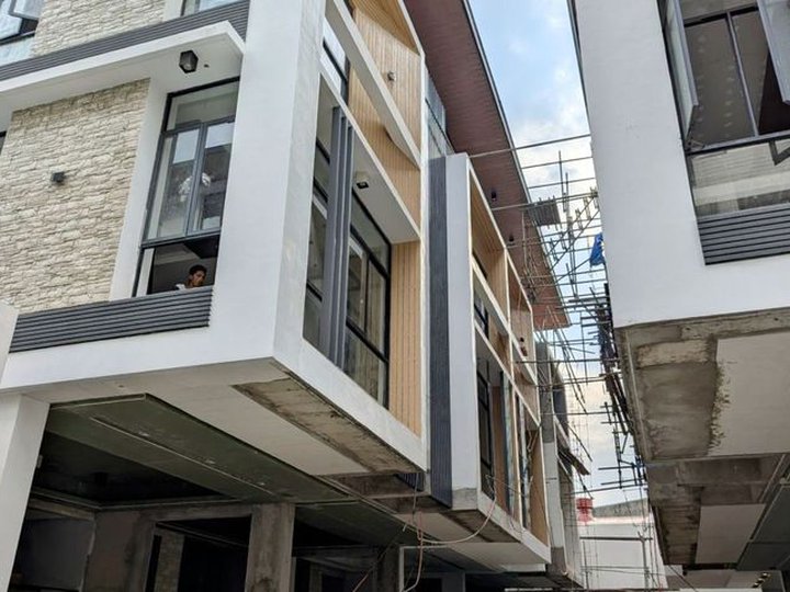 3-bedroom Townhouse For Sale in Quezon City