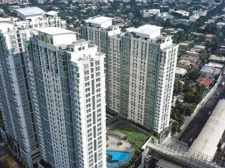 Rent to Own 30k MONTHLY 38sqm 2BR Unit in Makati near Greenbelt!
