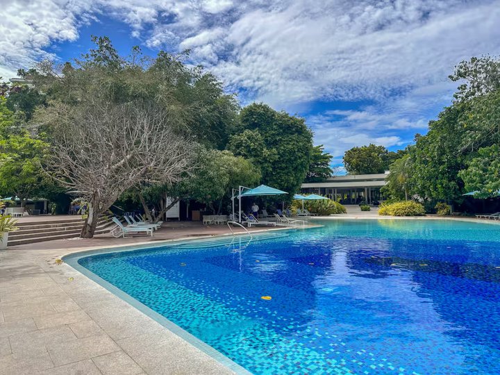 2 Bedroom w/ Big Balcony in Tambuli, Lapu-Lapu, Cebu