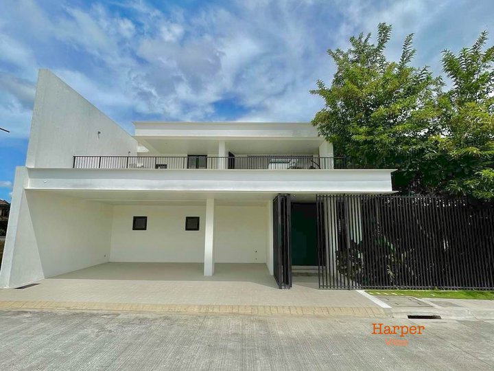 Modern Single Attached House and lot For Sale in Silangan exit, Calamba Laguna