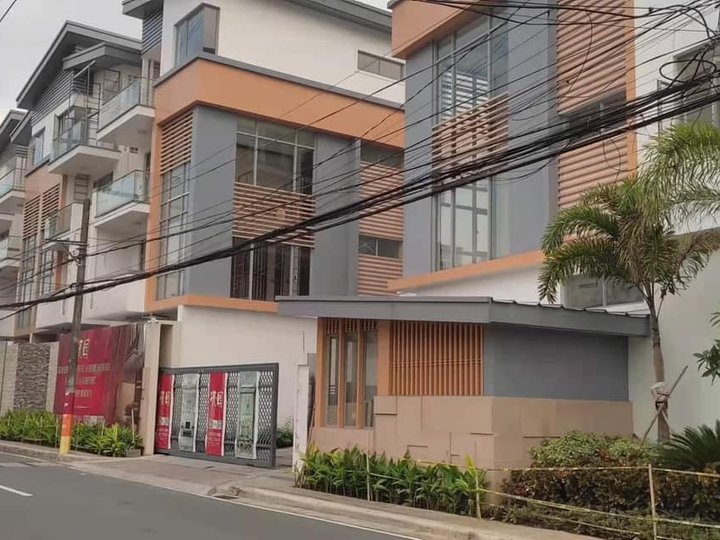 4-bedroom Townhouse For Sale in San Juan Metro Manila