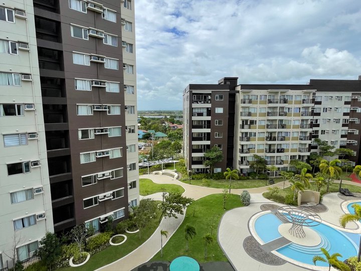 Avida storeys 2 bedrooms / 2 bathrooms