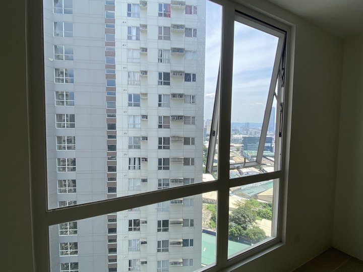 RFO Rent to own condo connected in MTR Boni station 30k monthly 22.32 sqm Studio Residential Condo