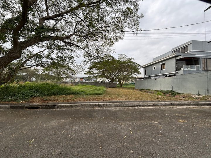 300 sqm Lot For Sale in Dasmarinas Cavite (The Orchard Golf Residences Ph7)