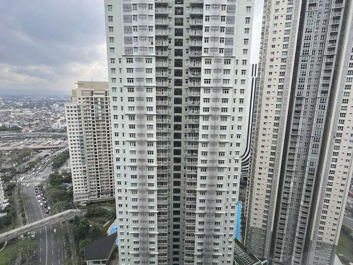 Foreclosed Studio Unit in South of Market BGC Taguig City [Condo 🏙️